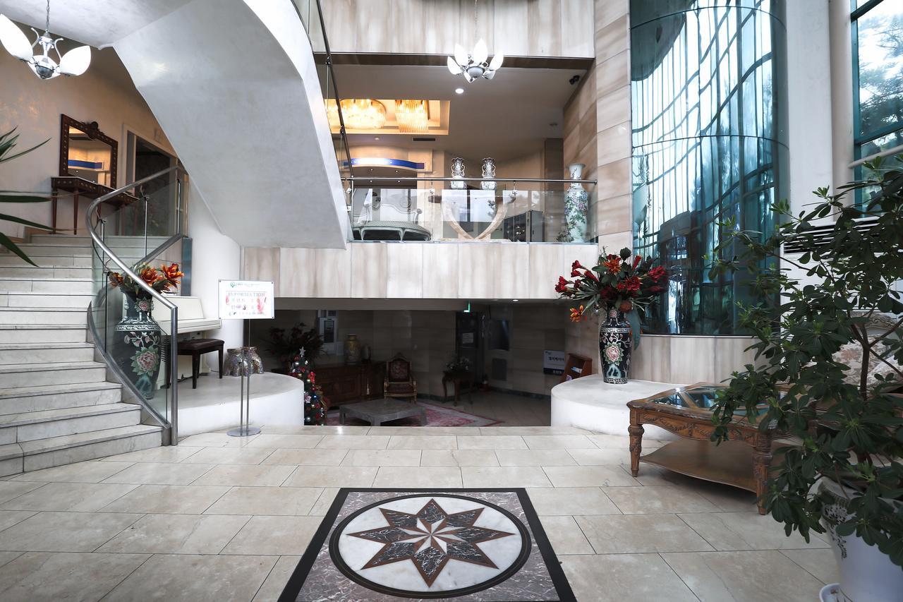 Jumunjin Hotel Каннын Экстерьер фото